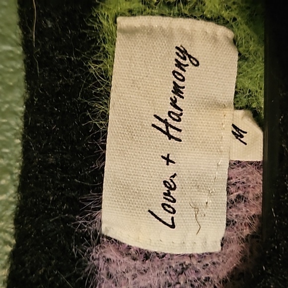 Love & Harmony Womens Medium Crop Sweater - Picture 2 of 5